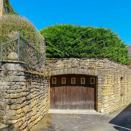 Gite Des Remparts Salignac * Salignac Eyvigues