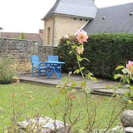 Gite Des Remparts Salignac Ferienhaus *